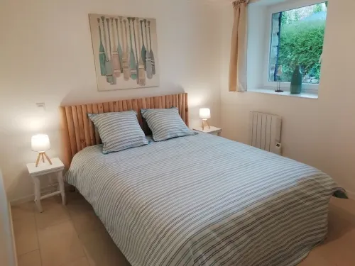 Beautiful house, sea 400m, hiking, quiet enclosed garden bright room Wc on ground floor