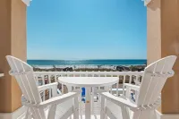 Luxury Beachfront Destin.  Sleeps 29 - 8Br with Pool, Hot Tub & Game Room