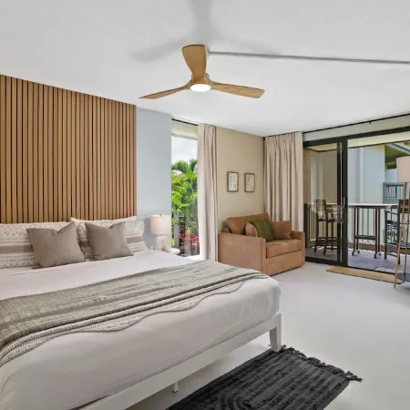 Hanalei Bay Resort 52012 - Newly updated, Bay views, Private walk to beach & AC!