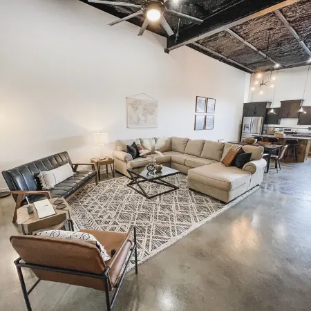The Flats - Industrial modern loft within walking distance to downtown!