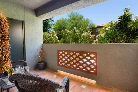 5 Star Rated Condo In beautiful Ventana Canyon