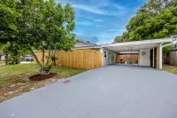 7ppl 4 beds / 8 minutes to the beach / 2 min to dwnt / modern