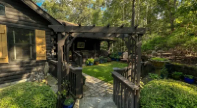 Visit Sparkleberry for Memorial Day - Fiber Wifi! - Close to Callaway Gardens
