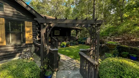 Visit Sparkleberry and See Callway's Fantasy in Lights - Fiber Wifi!