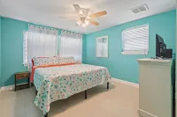 NEW! Heated Pool Home Hotels in Safety Harbor