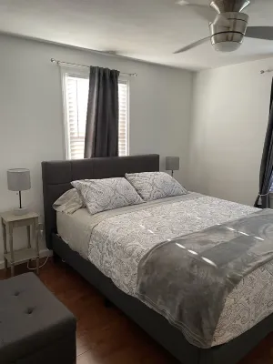 1 Bedrooms 1 Bath apartment in a very nice and quiet neighborhood Catawba Science Center 주변 호텔