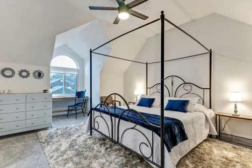 Blue Ivy Oasis - New Remodel - Cozy n' Spacious.