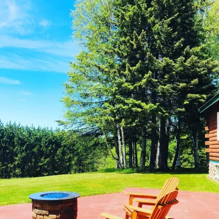 Picturesque Maine Cabin with Lake Access on 33 Acres