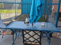 Cozy house, 3 miles from SAFB! Pet friendly with an outdoor seating area.