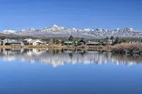 Nicely Renovated Two Bedroom 2 Bath Condo with Lake and Mountain Views!