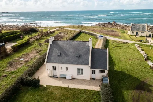 Exceptional Home facing the Ocean – Enchanting panorama over the Iroise Sea Hotels in Lampaul-Plouarzel