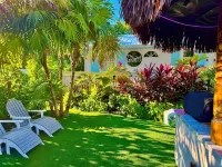 TikiBar with TV &Stereo, PrivateSpa, Heated Pool, Hammock,SUP’s, Kayaks,Bikes,FP