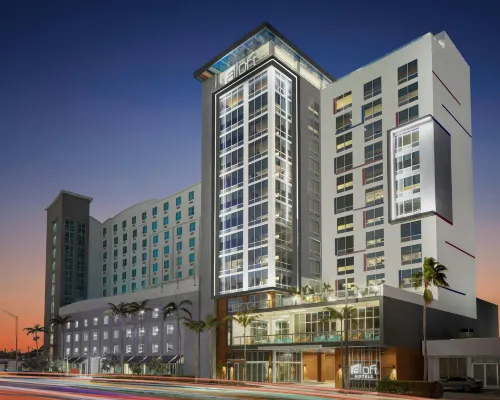 Aloft Fort Lauderdale Airport Hotels near Davis Park