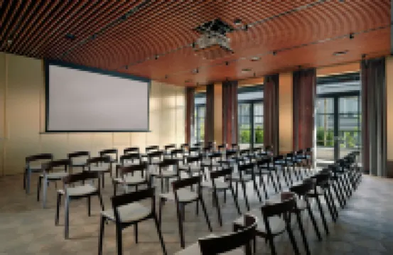 斯特拉多姆之家，傲途格精選