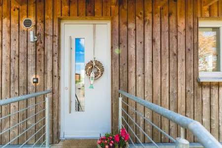 Lakeview 2 Lake Salem child-friendly bathing lake W LAN