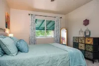 West side, heated pool (with fee), family house!