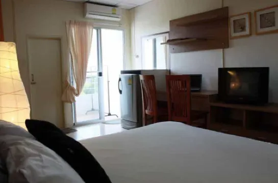 Baan Plearn Chit Hotels in Bang Sao Thong