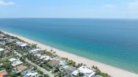 Oceanfront Villa With Privet Beach Access !
