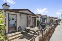 Air Conditioning! Cottage 2-blocks from Beach