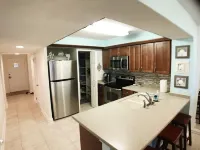 Colony Reef 1408, Clean,updated 3BR/2BA Ocean view Condo w/Private WiFi.