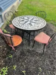 Cozy Home Away From Home! Right Outside of the City! Dog Friendly!