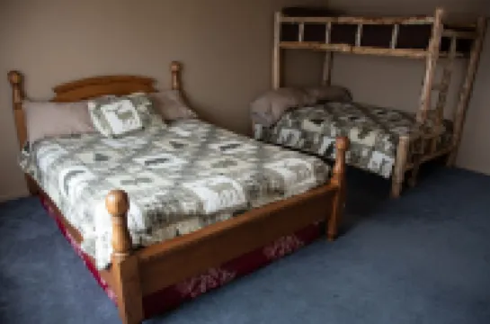 Gateway to Shoshone & Yellowstone