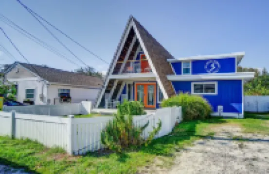 Iconic A-Frame - Beach Block Dewey! Sleeps up to16! Walk Everywhere! Hotels near Dewey Beach