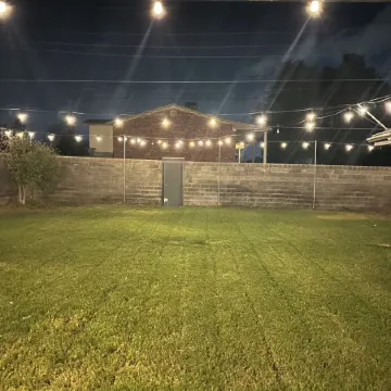 Spacious Mid-Century Modern 3BR 2BT