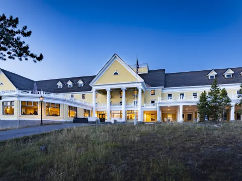 Lake Yellowstone Hotel & Cabins - Yellowstone National Park, WY