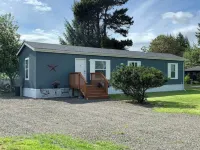 NW Retreat, Convenient 3 Block Walk to Main Street Hotels in Forks