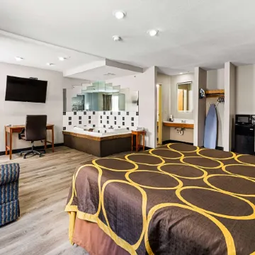 Super 8 by Wyndham Pittsburgh/Monroeville