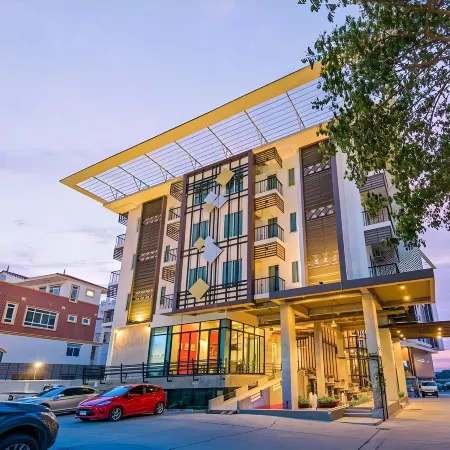 Korapura Resort Отели рядом с достопримечательностью «Храм Сала Лой»