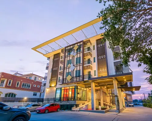 科拉普拉度假村 บ้านเกาะ附近的飯店
