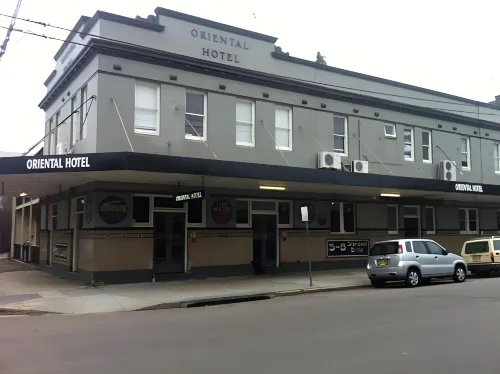 The Oriental Hotel Hotels in Merewether