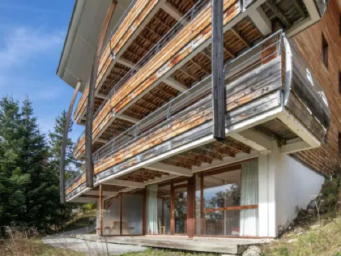 V du Bachat Melezes E Hotels near Chamrousse Aventures