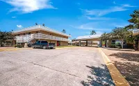Sky Palace Inn & Suites by Jasper Beeville