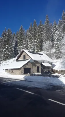 cottage of guery 6 people Hotels near Puy de Sancy
