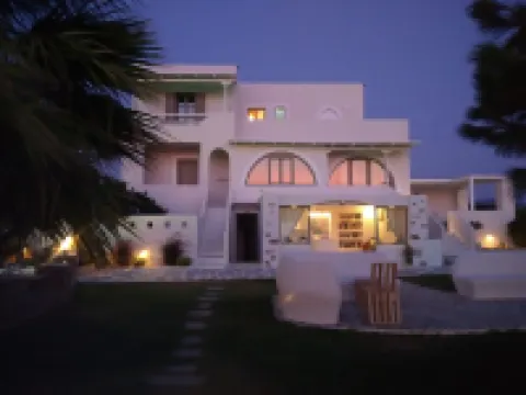 Villa Faros Small Hotel and Restaurant