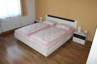 フェリエンヴォーヌング イン リヒテンハイン