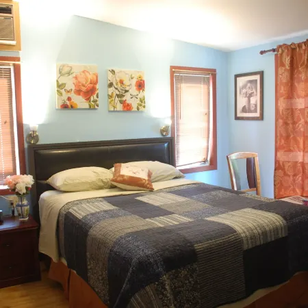Ambassador B&B Guest Home Hotels in Perth County