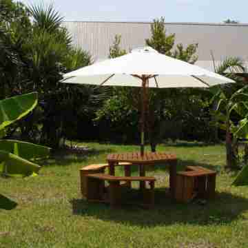 Yoisama Sunrise Beach House Hotel Exterior