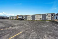 โรงแรม Travelodge โดย Wyndham Sarnia - ที่มีที่จอดรถ