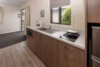 Big4 Hobart Airport Tourist Park Hotels in Lauderdale