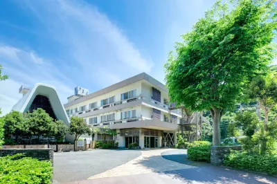 Yugawara Manyoso Hotels near Espot Mall