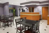 Microtel Inn & Suites by Wyndham Garland/Dallas Hotels in Garland