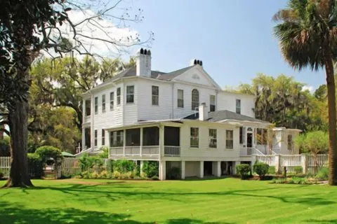 Rhett House