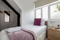 Oasis House Hotels in Saint Gluvias