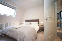 Stylish Wood Street Apartment - City Centre