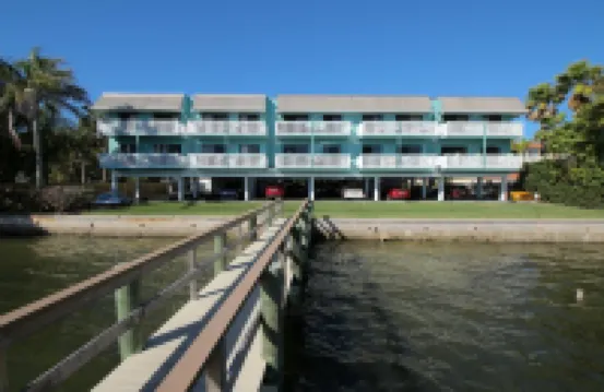 Anna Maria Island Beach Palms 6B