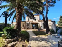 La Villa du Petit Port Hôtels à : Martigues